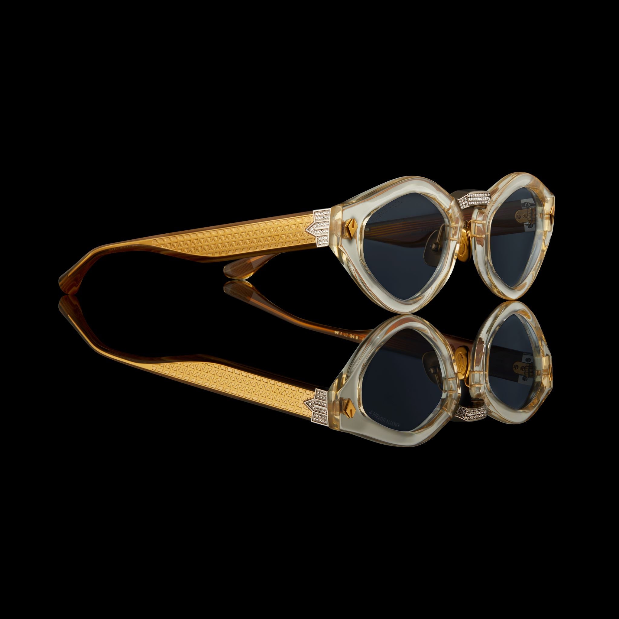 ドーム フランス クリスタル オブジェ 水晶 ブガッティ タイプ57 リビエラ Sunglasses FENDI Ff diamonds FE40146I 57E 52-20 Beige in stock