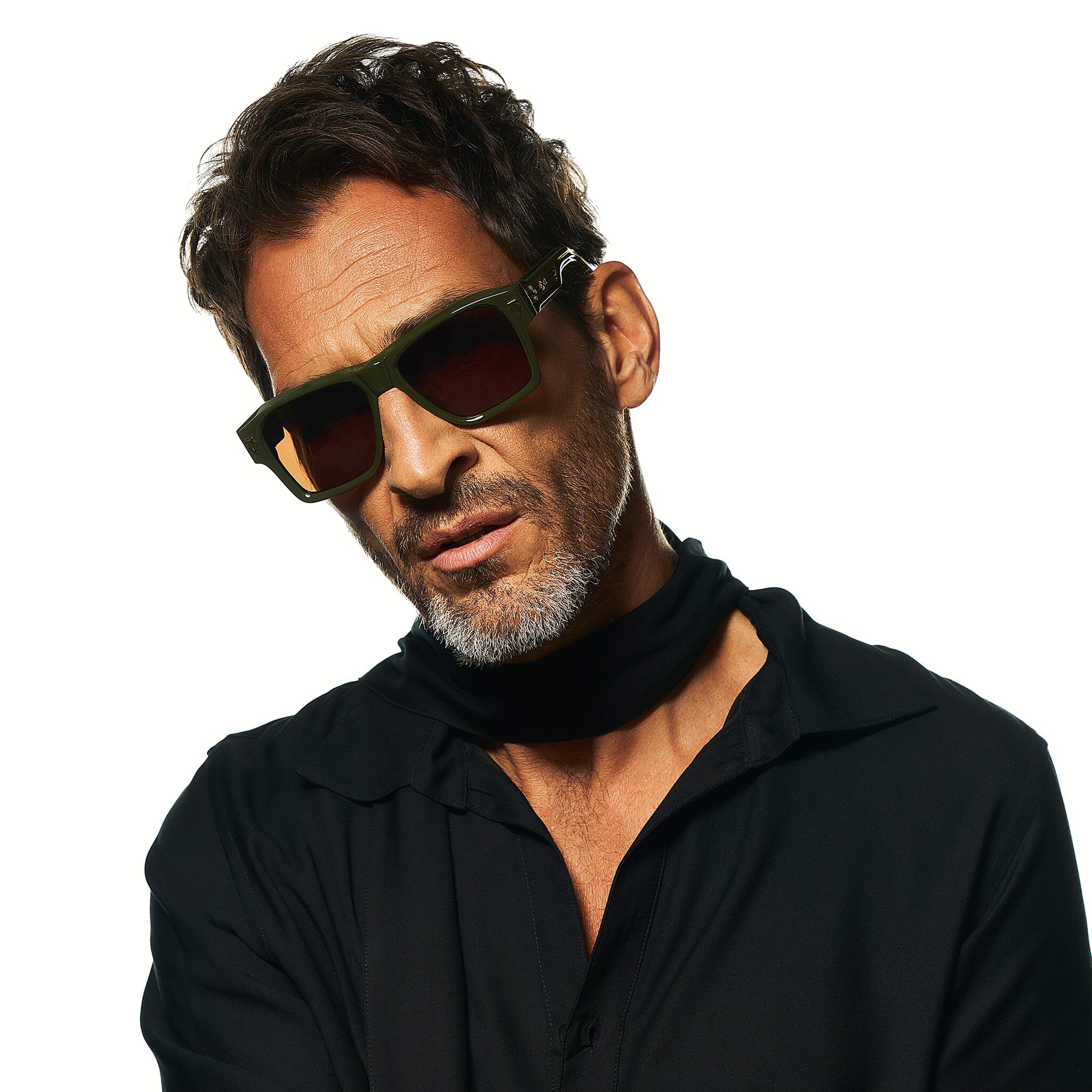ESTOQUE – T HENRI