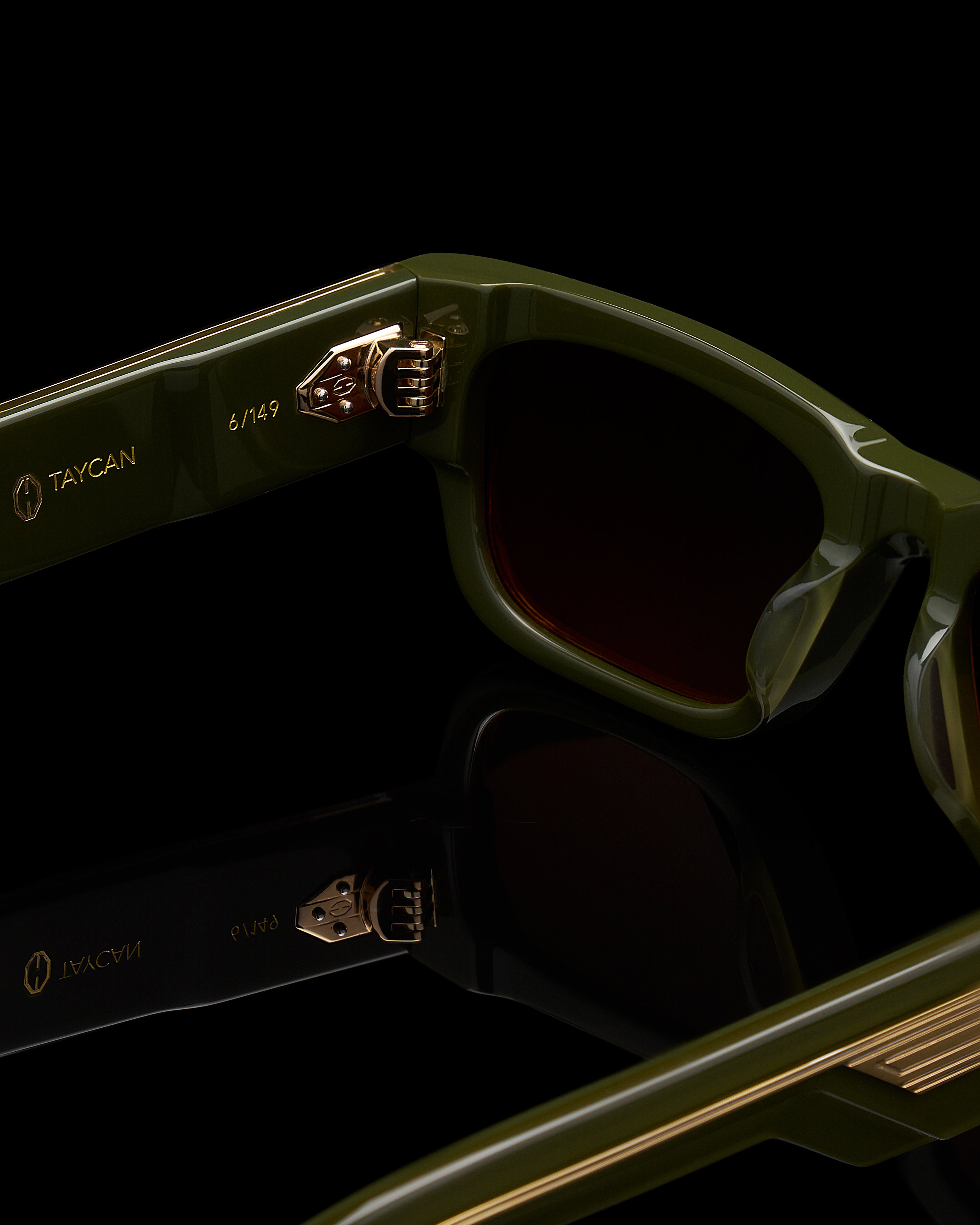 files/TAYCAN_THENRI_Green_Designer_Sunglasses_Creative_027.jpg